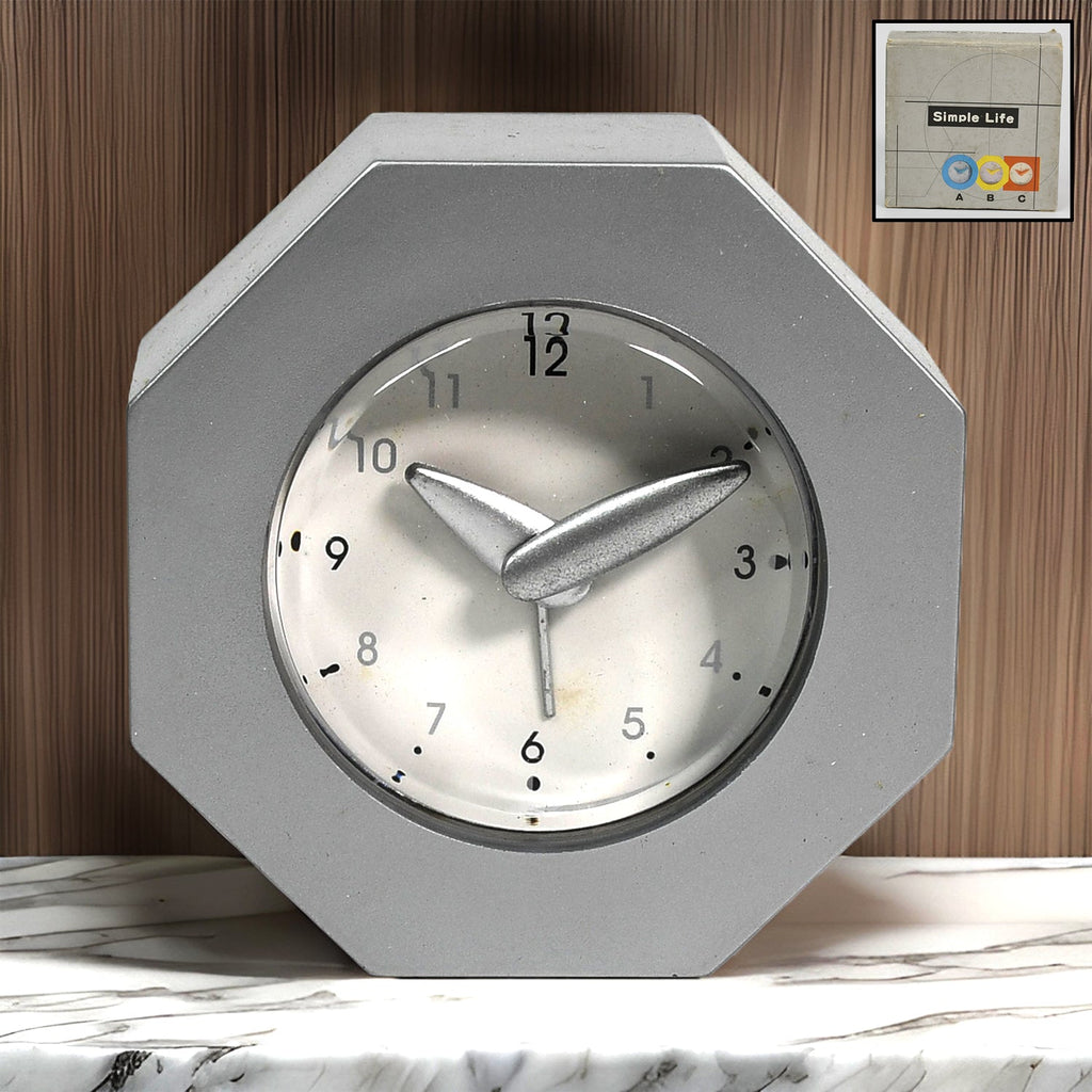 PremiumAV PremiumAV Desk Clock with Alarm Function –  