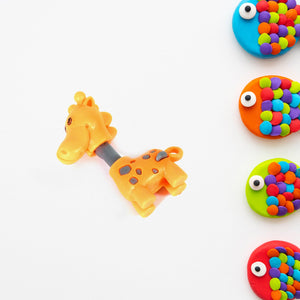 PremiumAV Extandable Giraffe toy, Cute Looking Giraffe with Extandable Neck  - PremiumAV