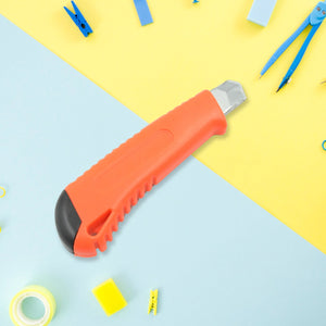 Multi-Use Heavy Duty Iron Cutter – Precision Utility Knife Blade (18mm)