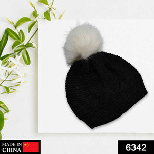 PremiumAV Men's and Women's Skull Slouchy Winter Woolen Knitted Black Inside Fur Beanie Cap.