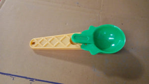 PremiumAV 2-Piece Plastic Ice Cream & Watermelon Scooper with Trigger Dipper  - PremiumAV